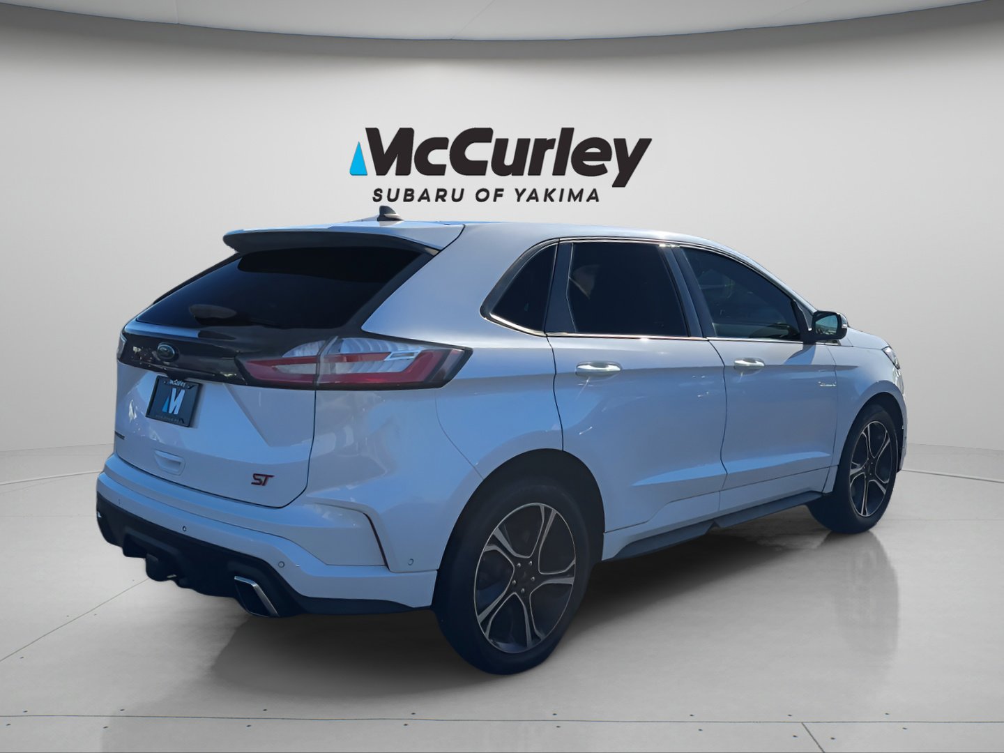 Used 2020 Ford Edge ST w/ Equipment Group 401A image 5
