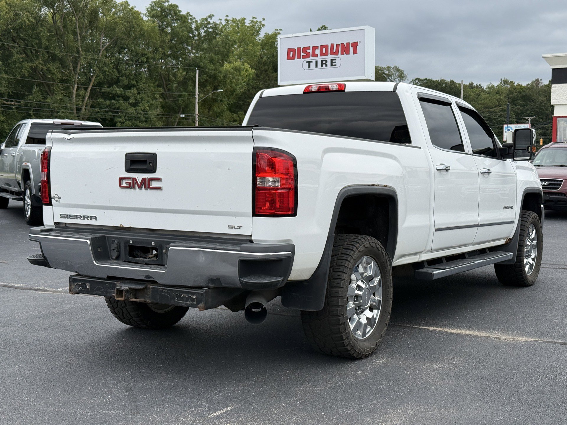 Used 2015 GMC Sierra 2500 SLT AWD/4WD image 8