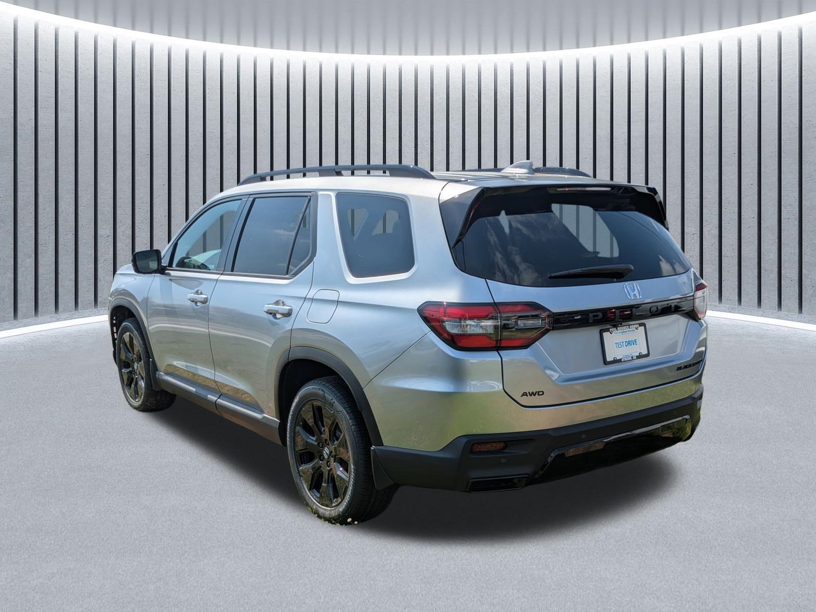 New 2026 Honda Pilot Black Edition image 8