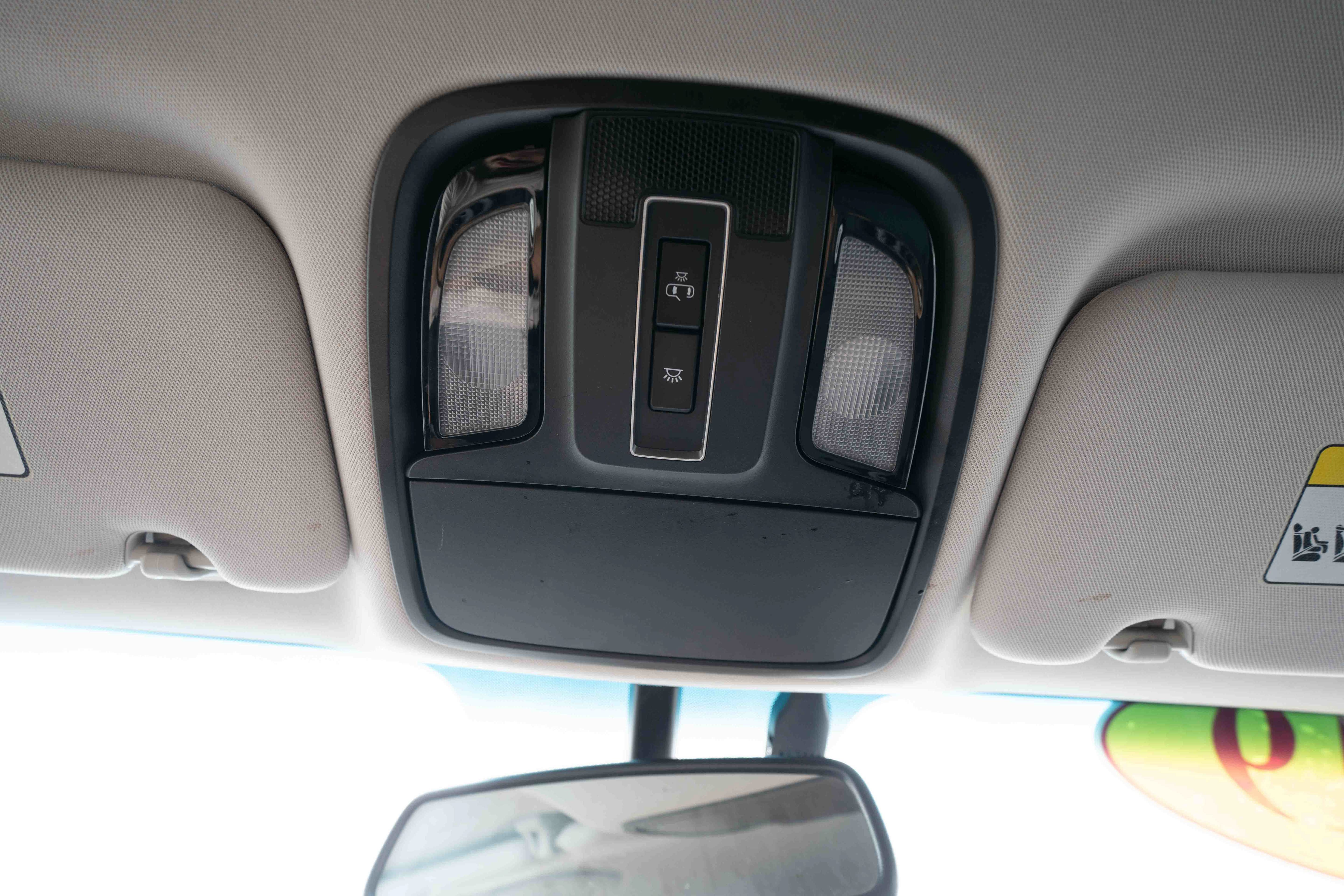Used 2019 Kia Sorento AWD w/ LX Convenience Package image 18