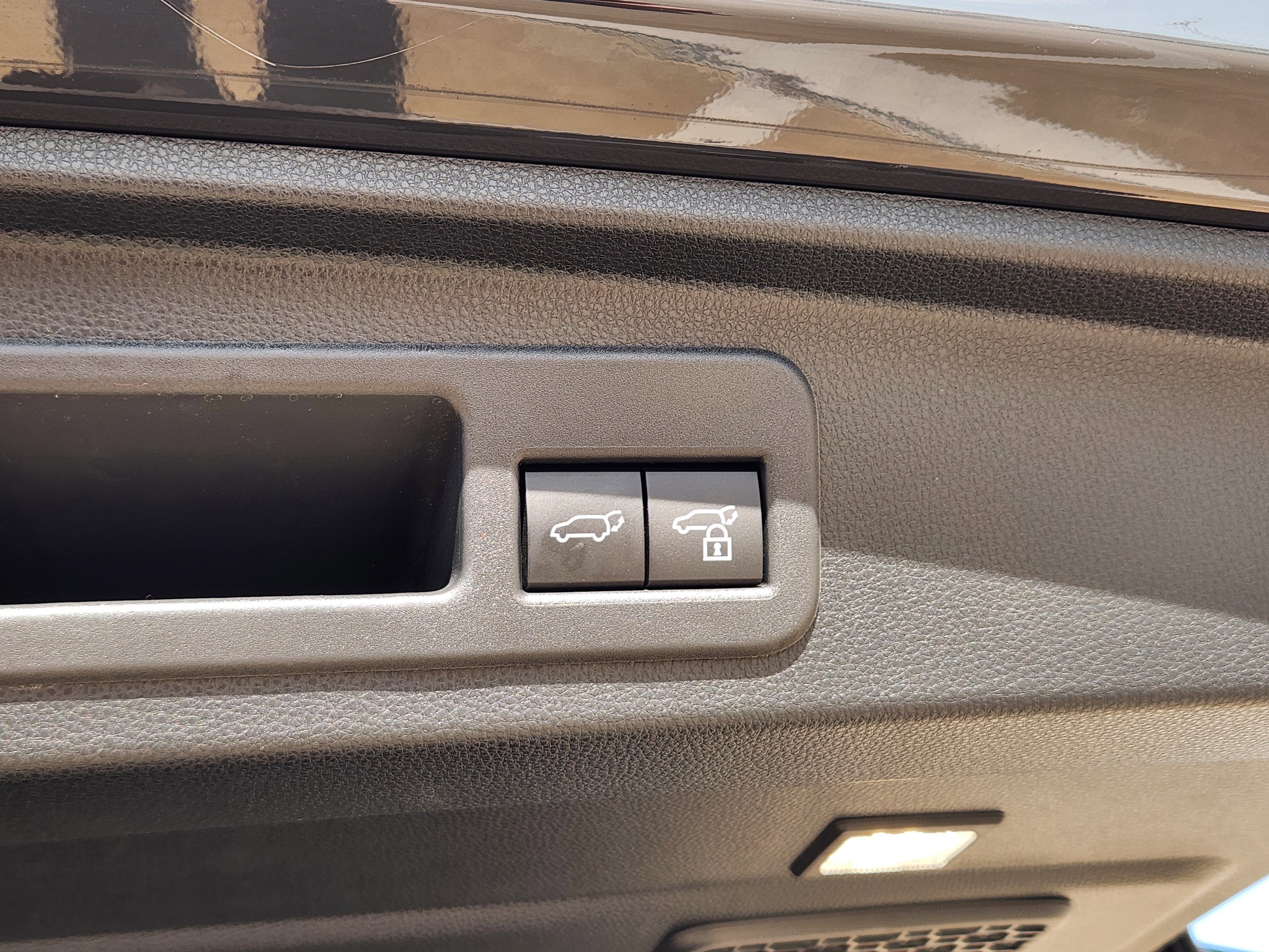 Used 2025 Toyota 4Runner Trailhunter image 44