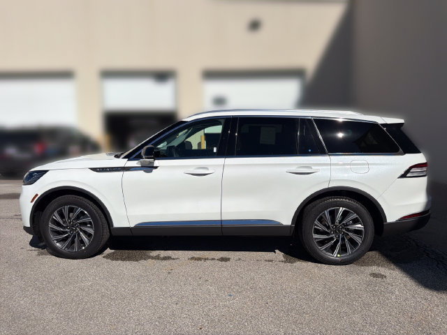 New 2027 Lincoln Aviator AWD image 10