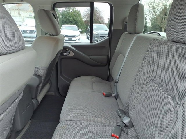 Used 2012 Nissan Frontier SV image 5