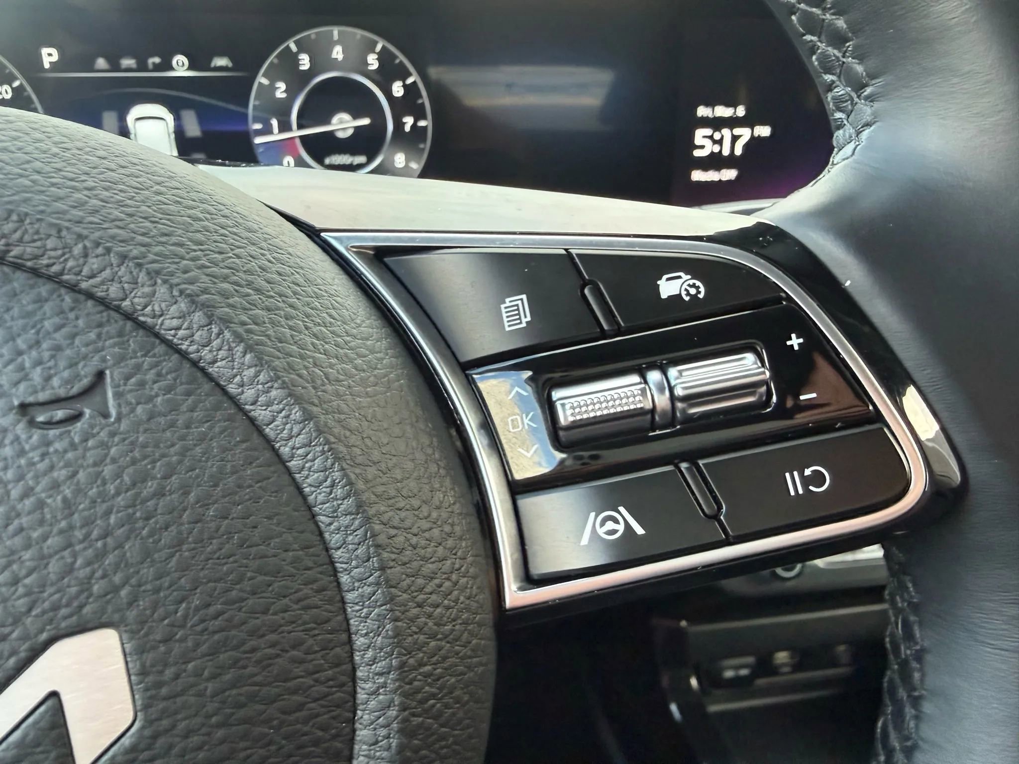 Used 2024 Kia Seltos X-Line image 21