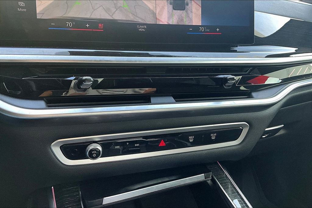 Used 2023 BMW X7 M60i AWD/4WD image 14