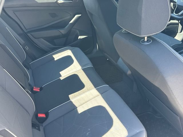 Used 2025 Volkswagen Jetta Sport image 31