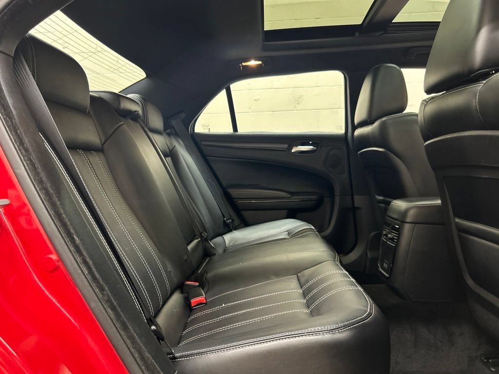 Used 2015 Chrysler 300 S AWD/4WD image 9