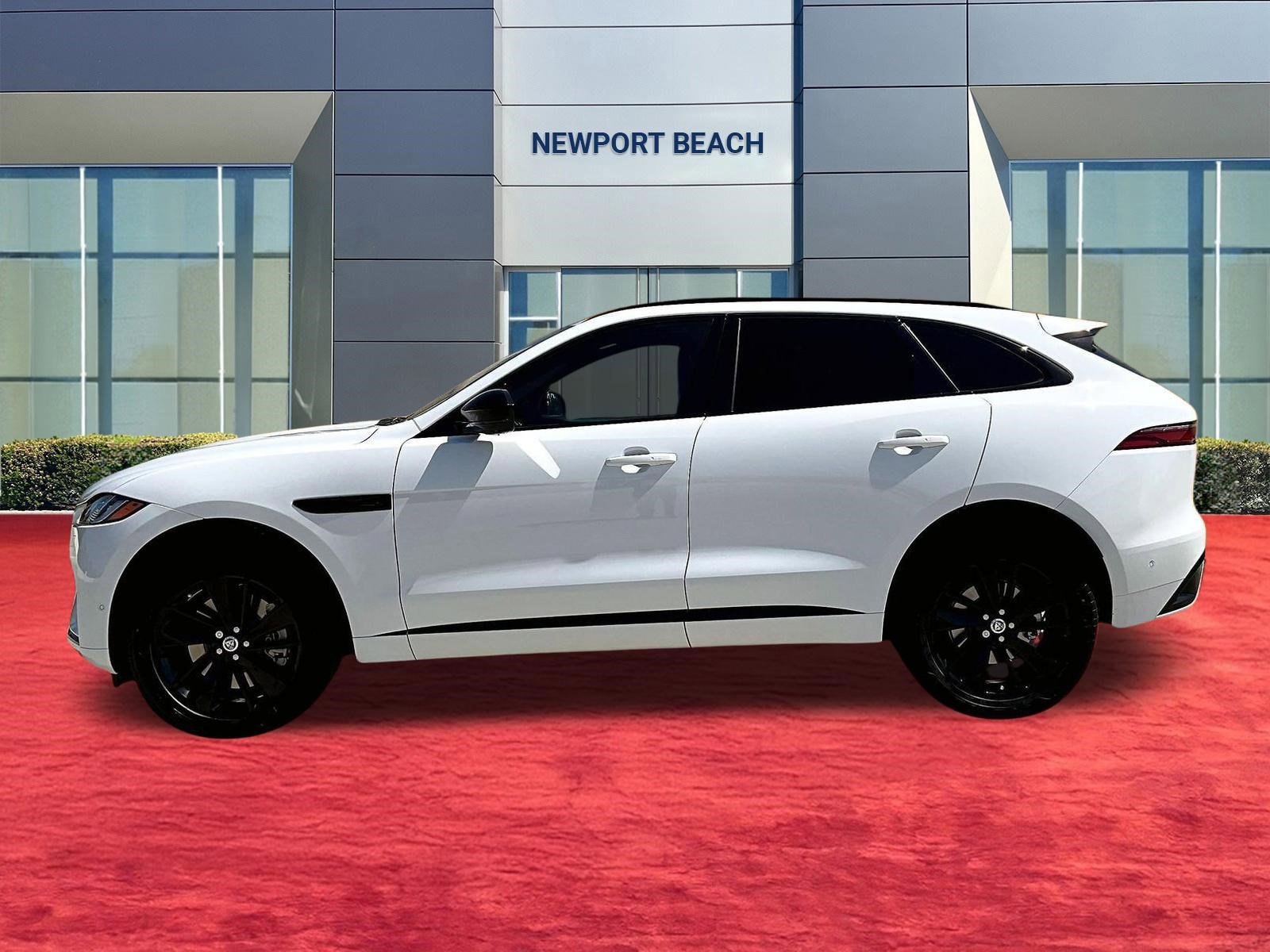 New 2026 Jaguar F-PACE R-Dynamic S image 2