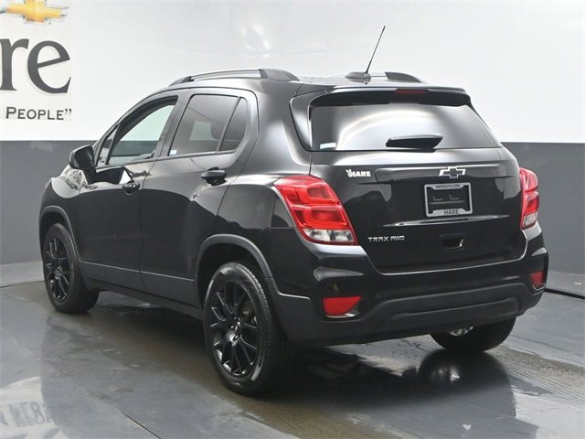 Used 2022 Chevrolet Trax LT w/ Midnight Edition image 35