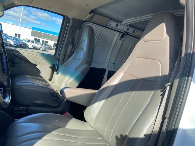 Used 2022 Chevrolet Express 2500 Work Van w/ Driver Convenience Package image 13