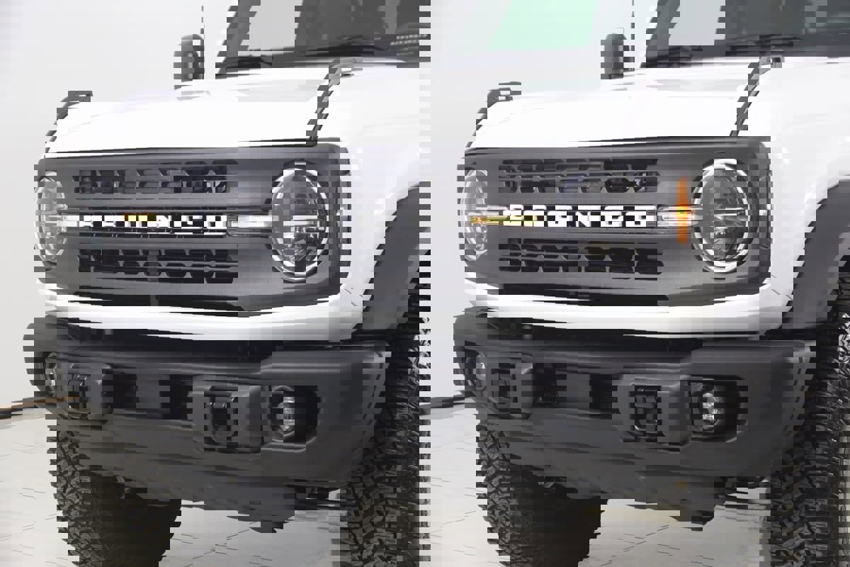 Used 2024 Ford Bronco Black Diamond w/ Sasquatch Package image 56