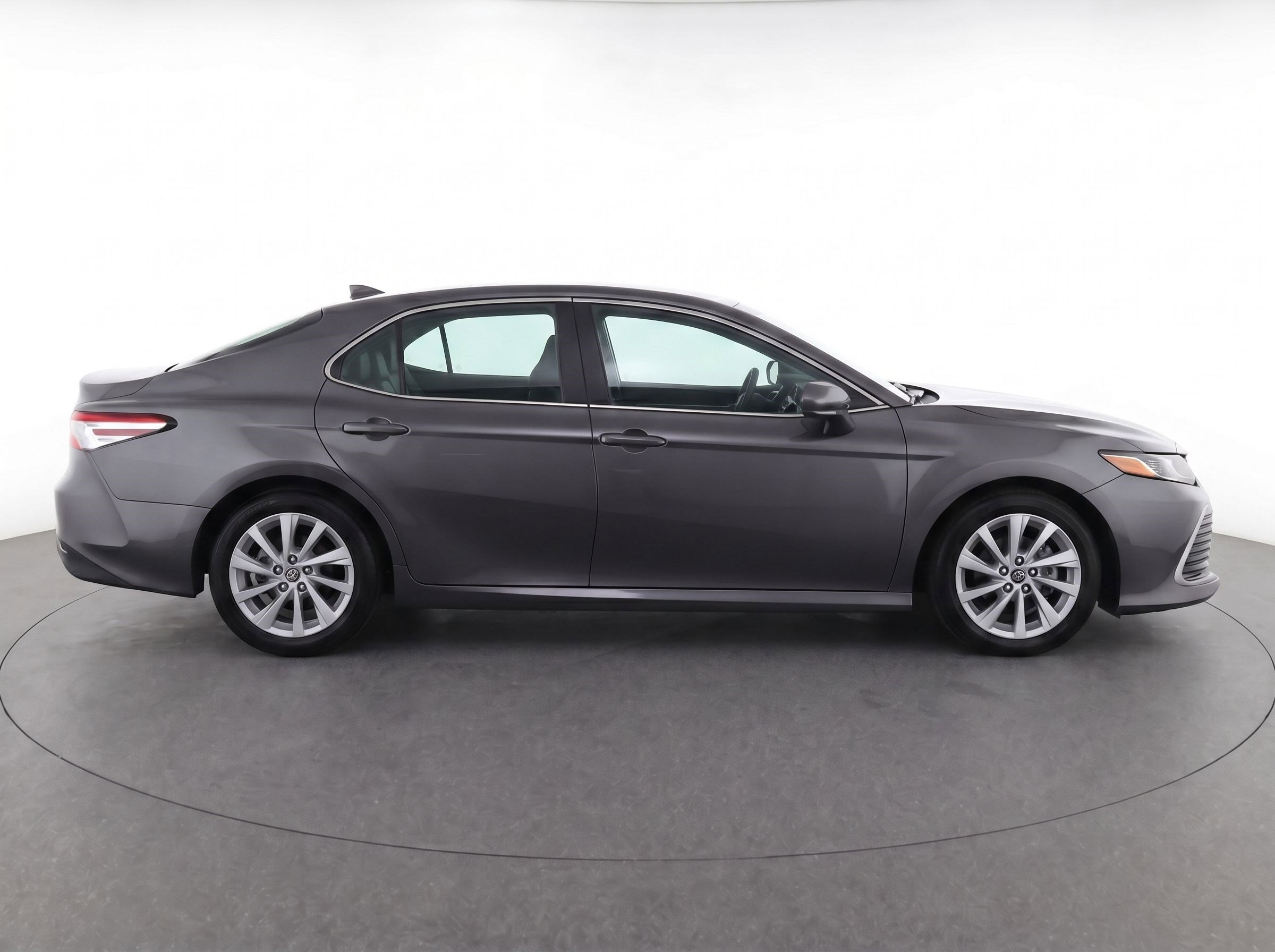 Certified 2021 Toyota Camry LE FWD image 8