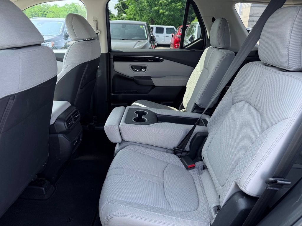 Used 2023 Honda Pilot LX image 20