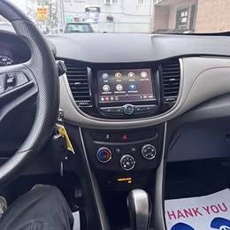 Used 2018 Chevrolet Trax LT FWD image 3
