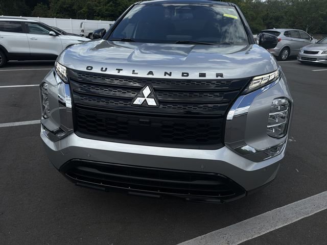 Used 2023 Mitsubishi Outlander SEL FWD image 10