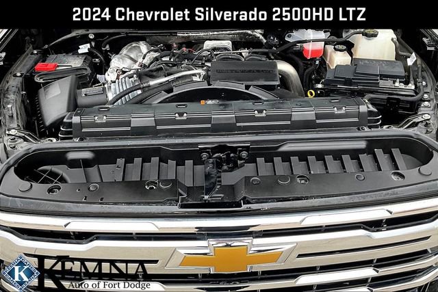 Used 2024 Chevrolet Silverado 2500 LTZ w/ LTZ Premium Package AWD/4WD image 36