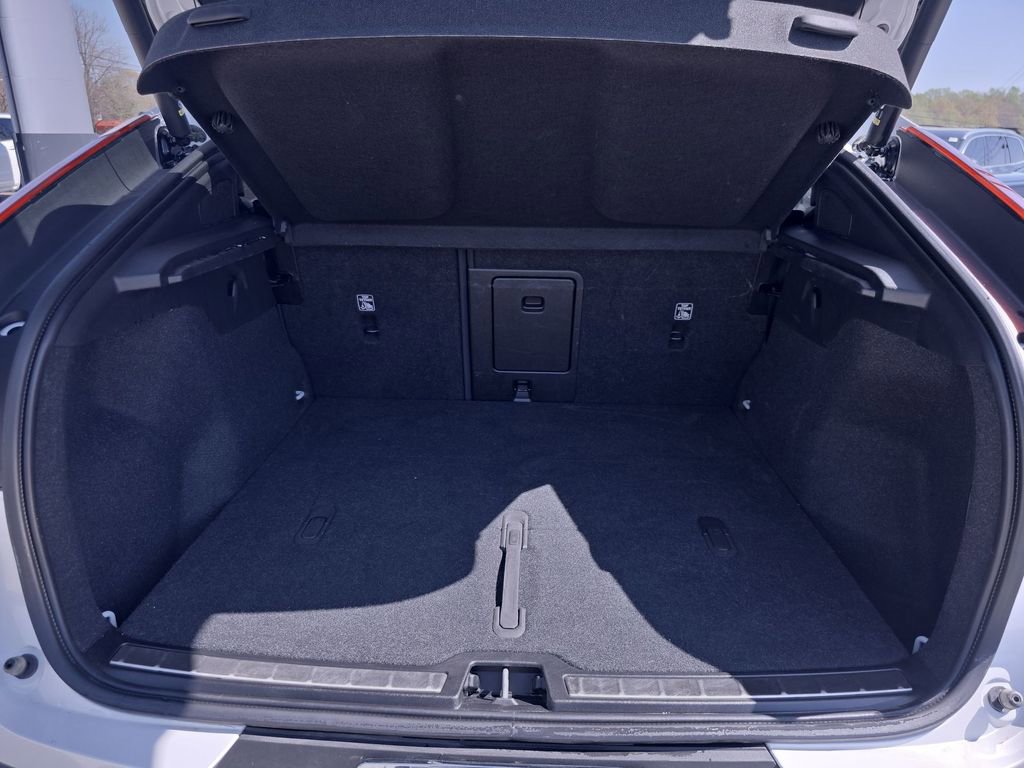 Used 2023 Volvo C40 P8 Recharge Ultimate image 14