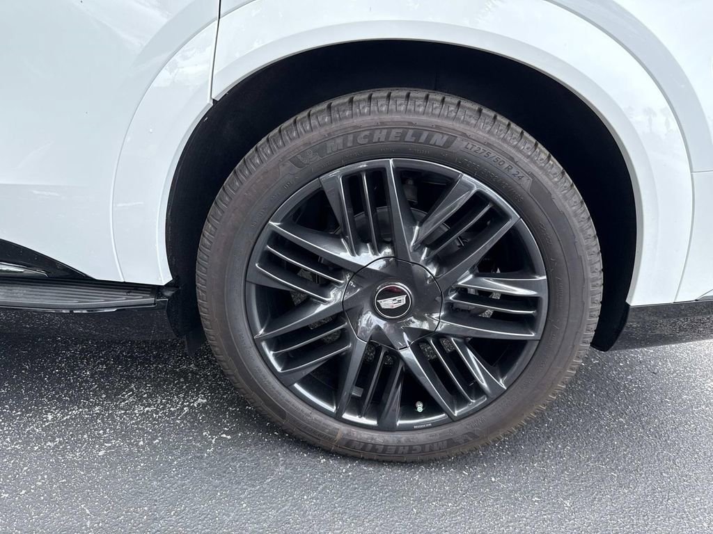 New 2025 Cadillac Escalade IQ Sport 2 w/ LPO, ONYX Package image 10