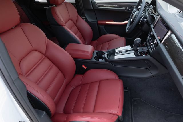 Used 2025 Porsche Macan S AWD/4WD image 21