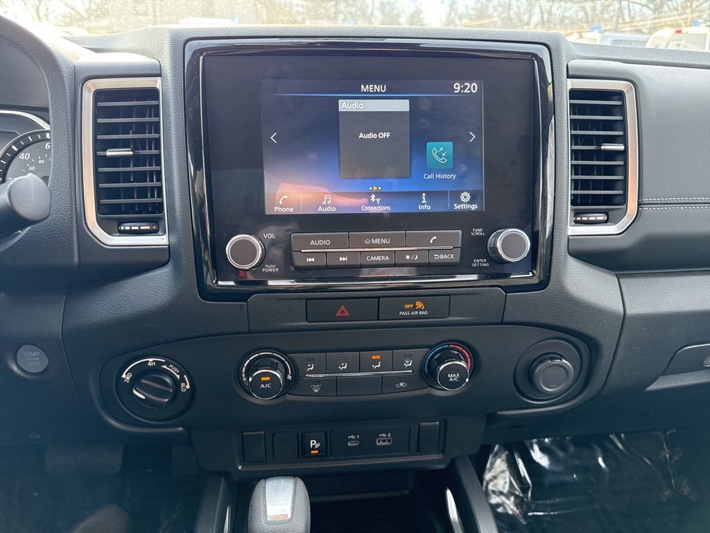 Used 2022 Nissan Frontier SV w/ Technology Package image 11