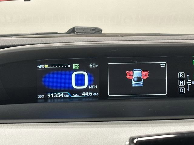 Used 2018 Toyota Prius Three w/ Advanced Technology Package image 7