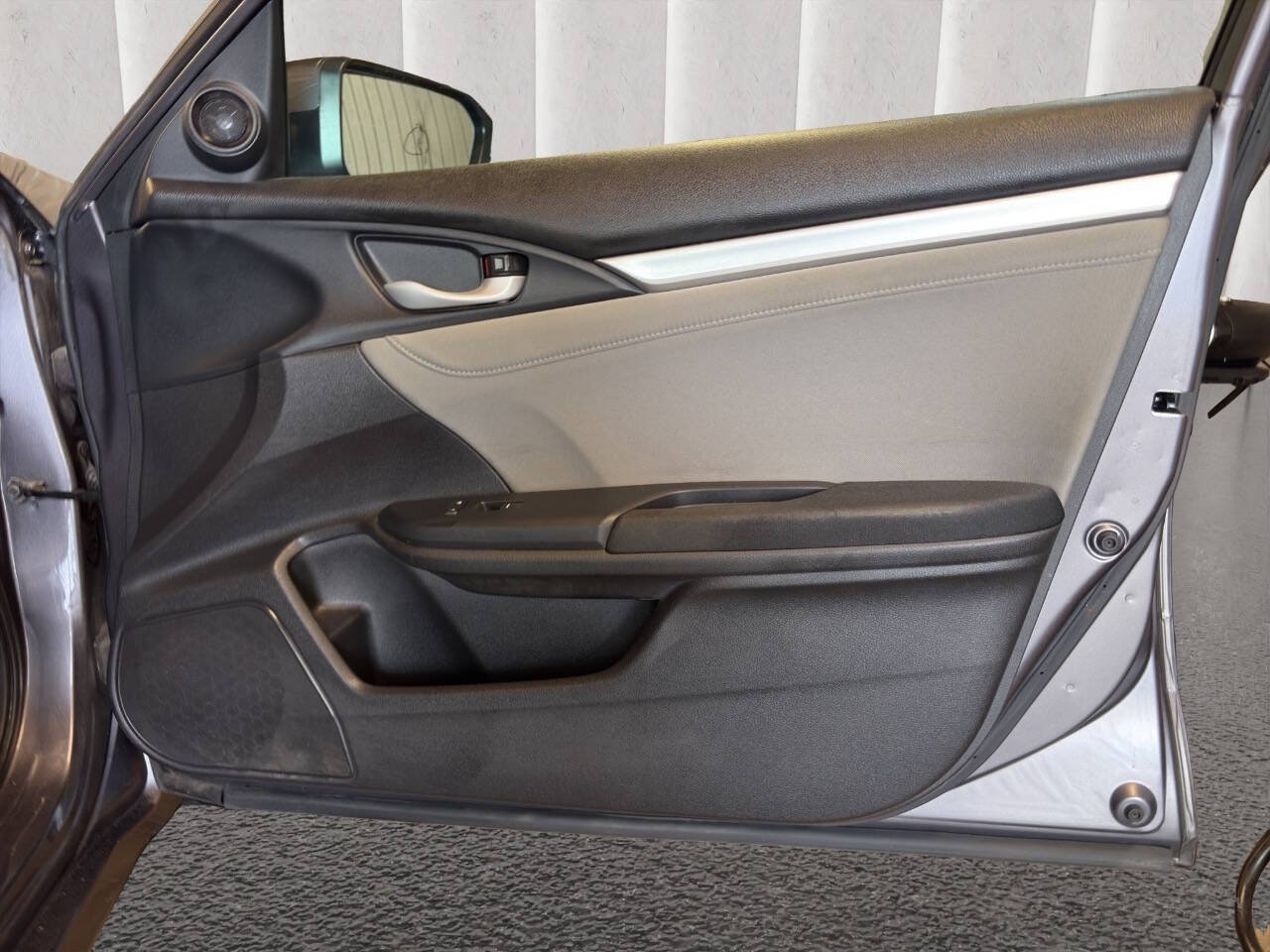 Used 2016 Honda Civic EX-T image 13