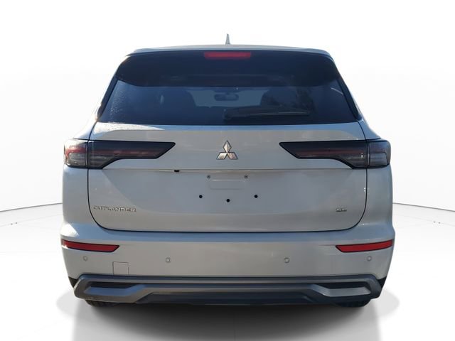 New 2026 Mitsubishi Outlander SE FWD image 5