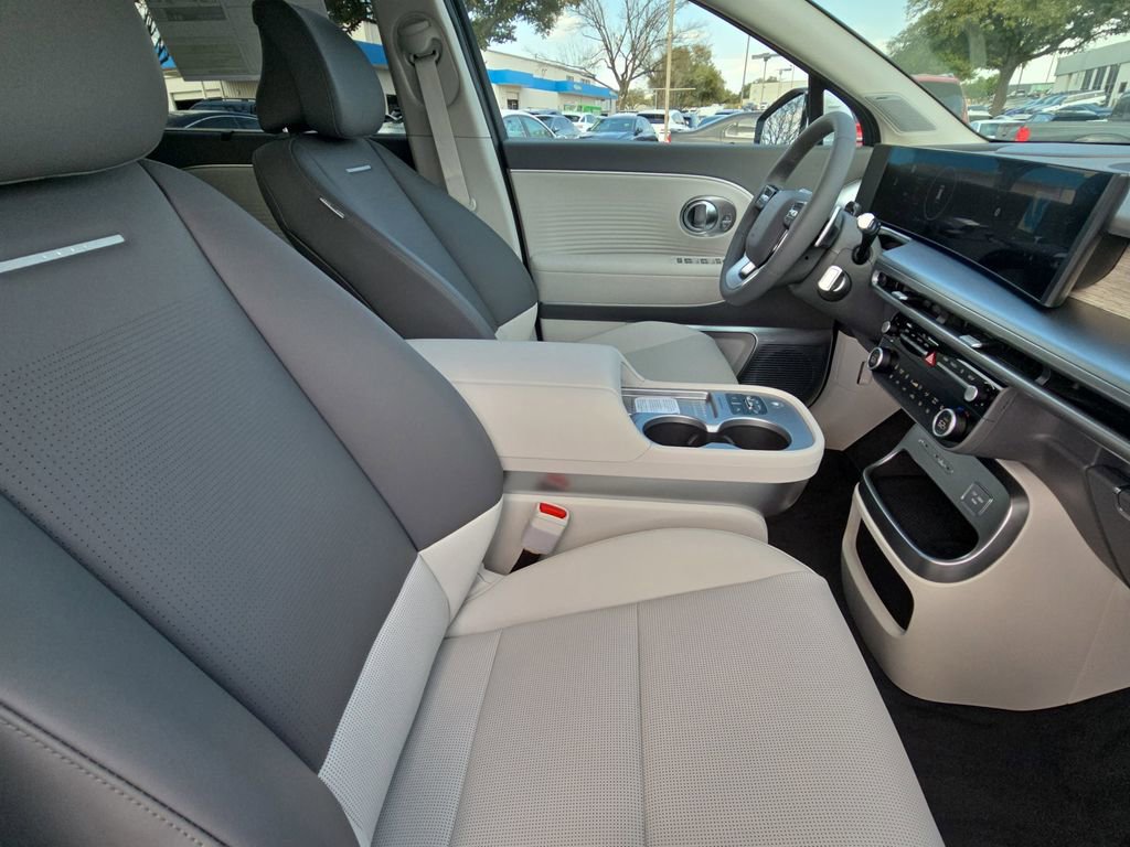 New 2026 Hyundai Ioniq 9 Limited w/ Tow & Go Package image 10