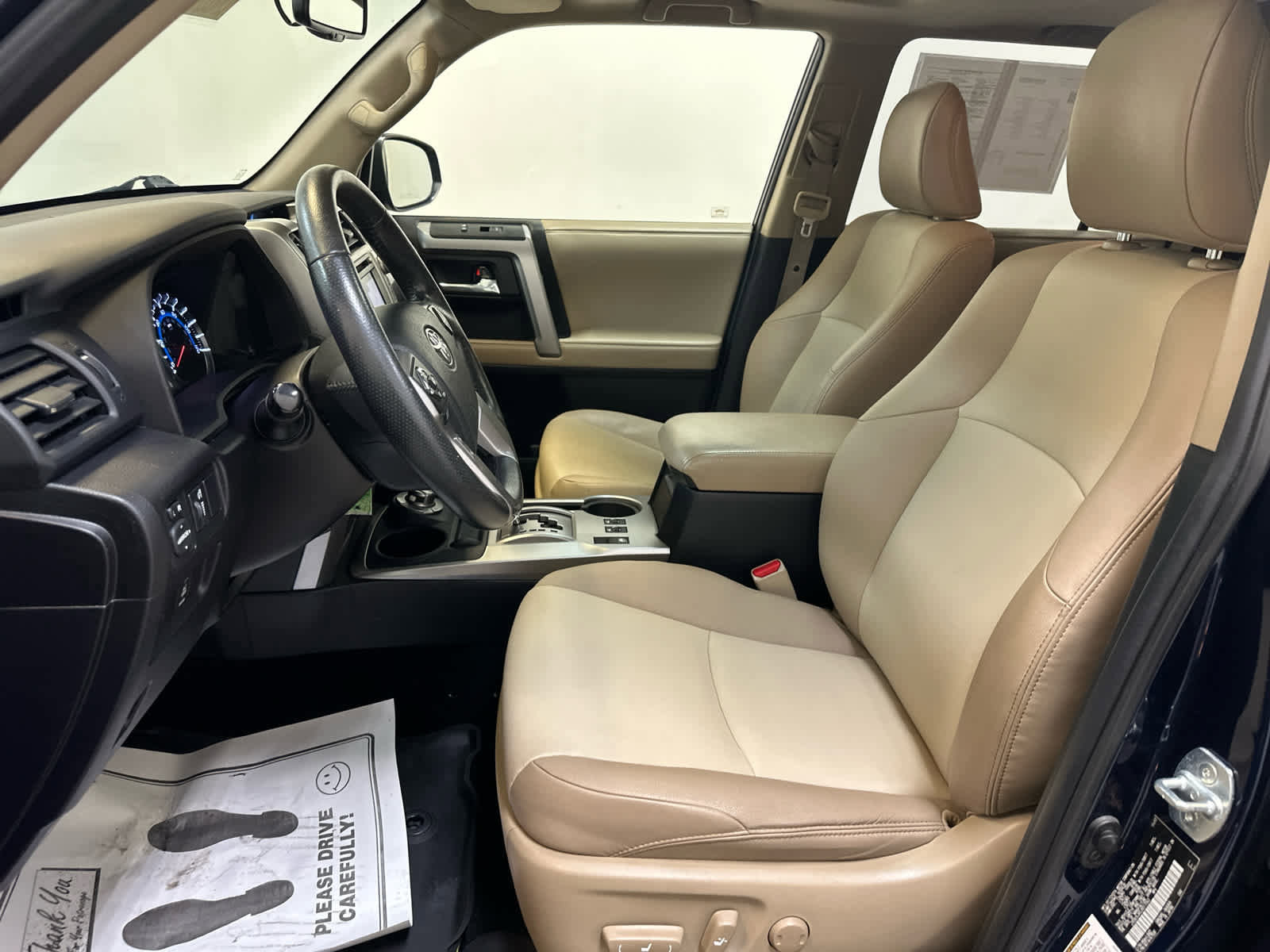 Used 2018 Toyota 4Runner SR5 Premium image 4