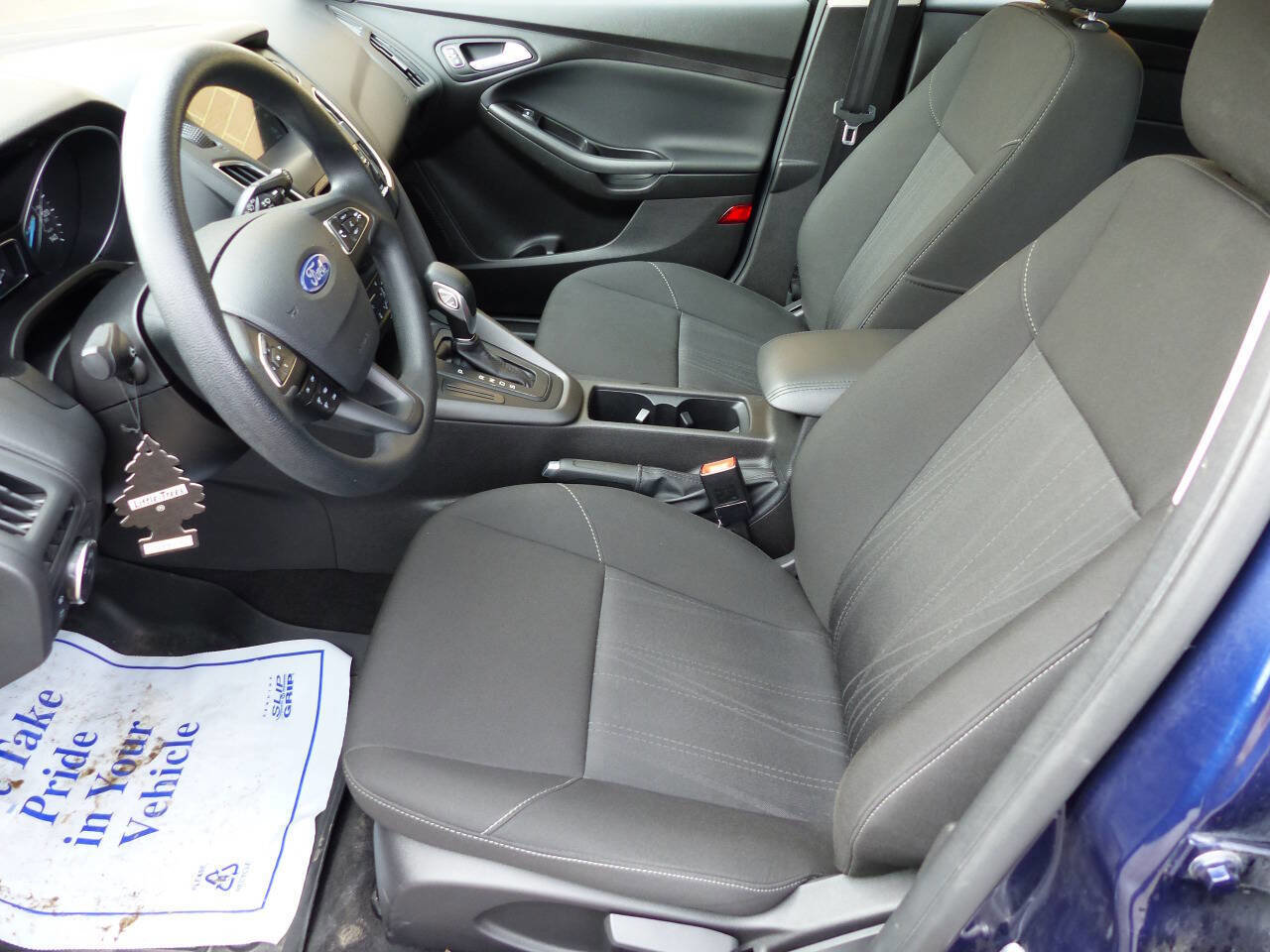 Used 2017 Ford Focus SEL image 16