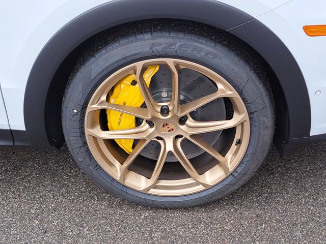 New 2026 Porsche Cayenne Turbo GT image 13