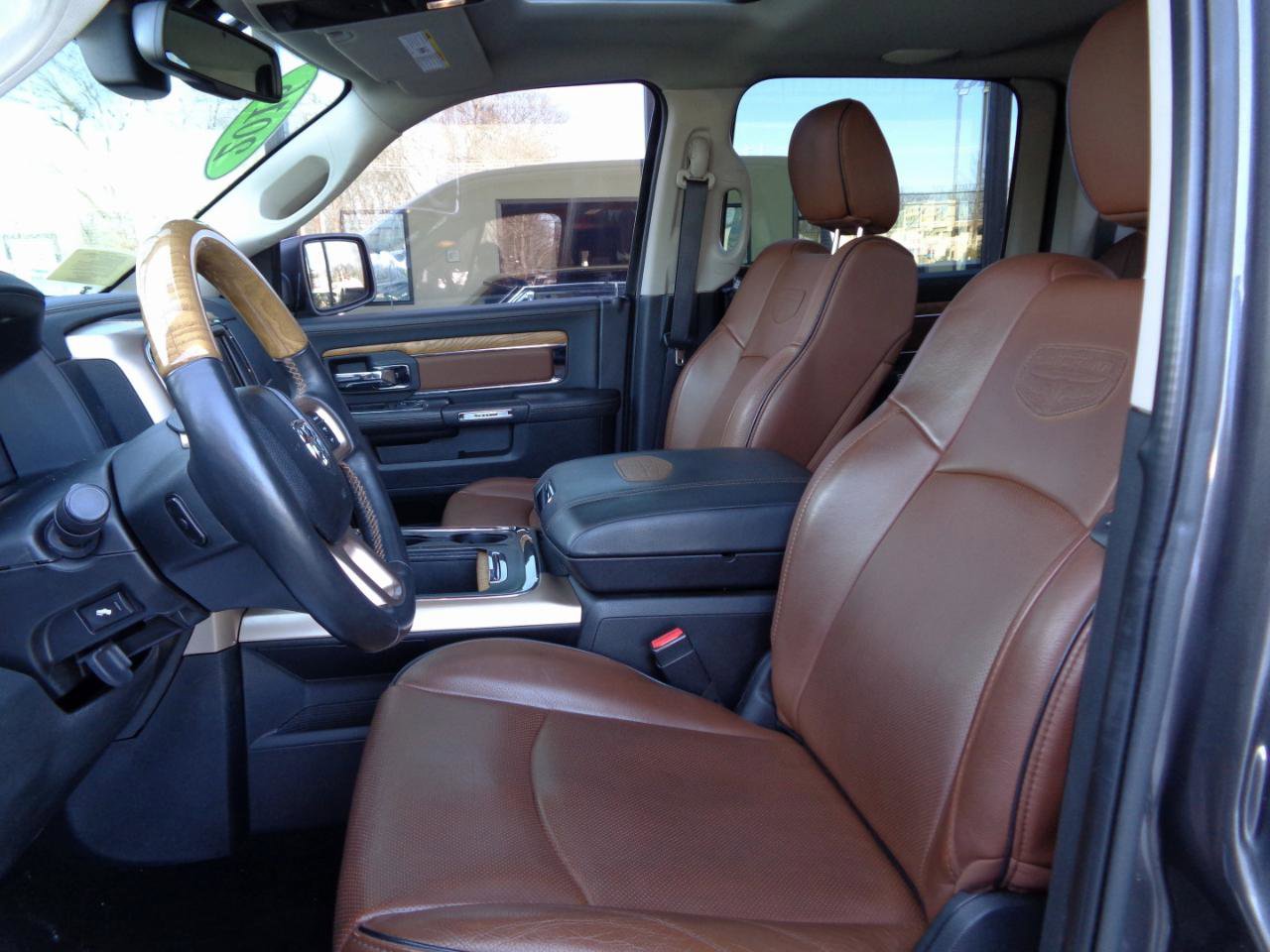 Used 2016 RAM 1500 Laramie Longhorn w/ Convenience Group image 10