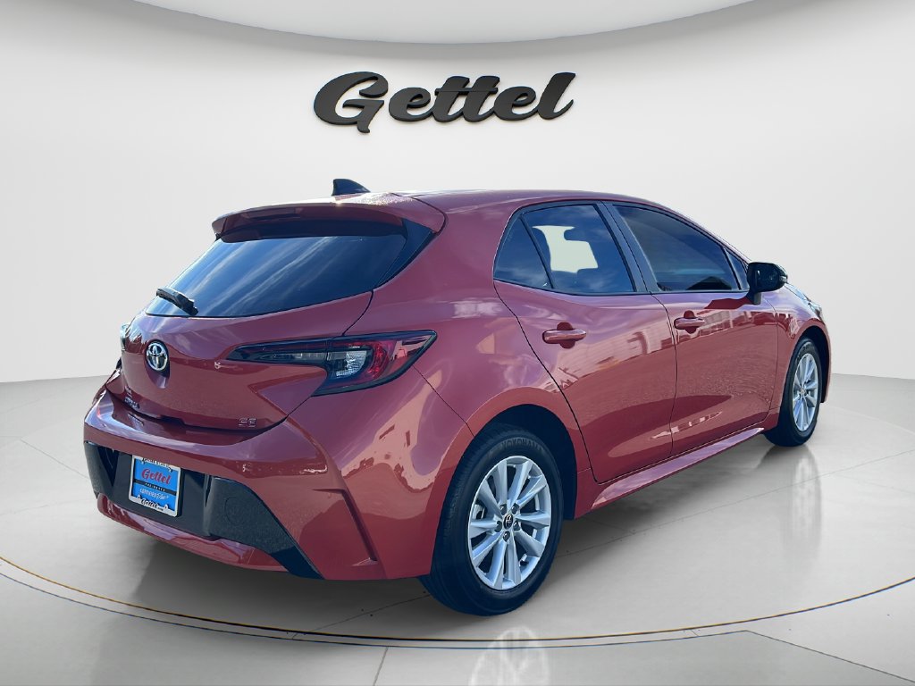 Used 2026 Toyota Corolla SE FWD image 5