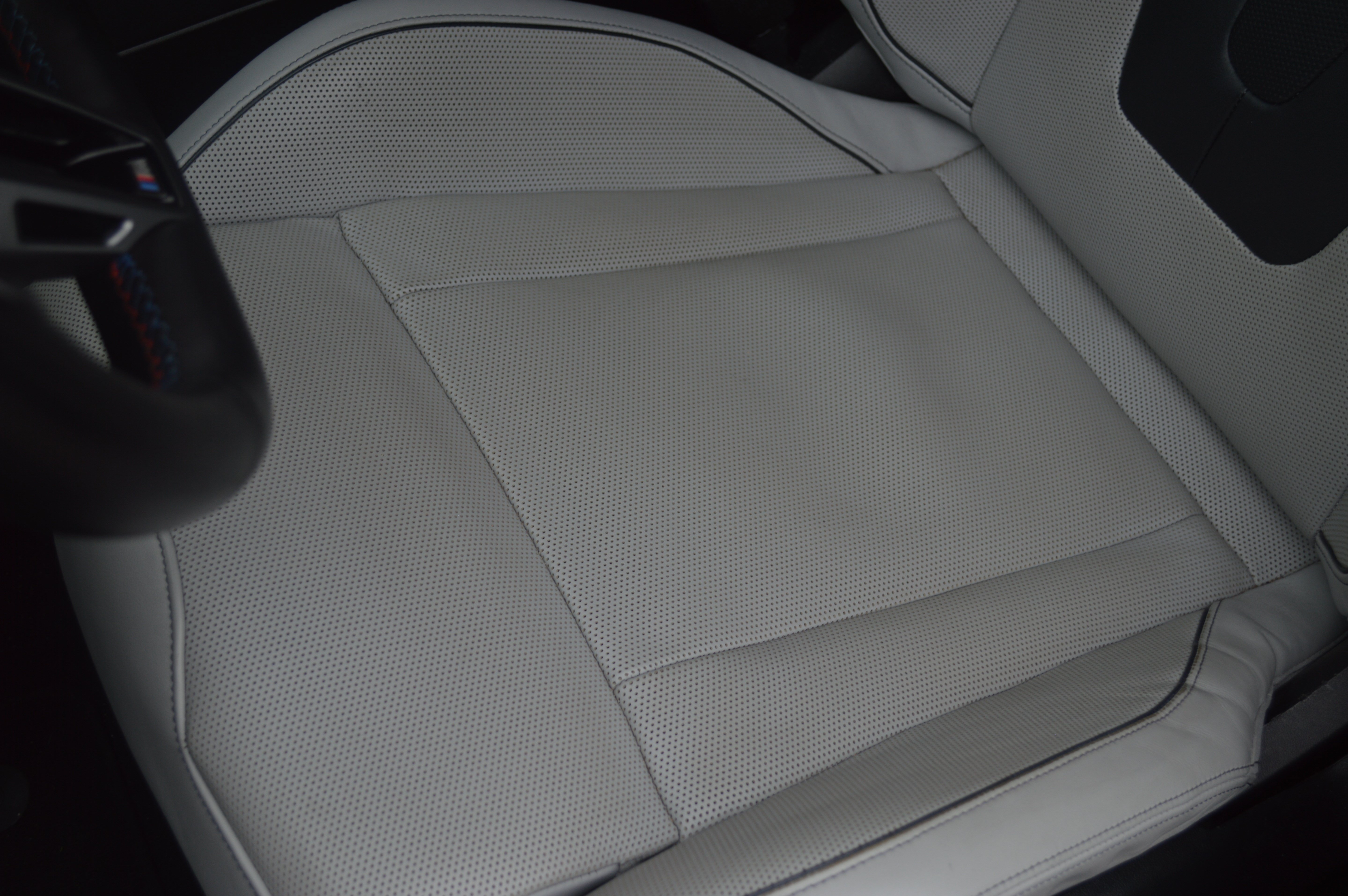 Used 2025 BMW M5 AWD/4WD image 31