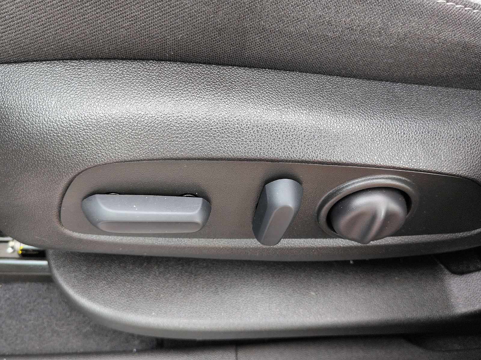 Used 2022 Chevrolet Equinox LT FWD image 13