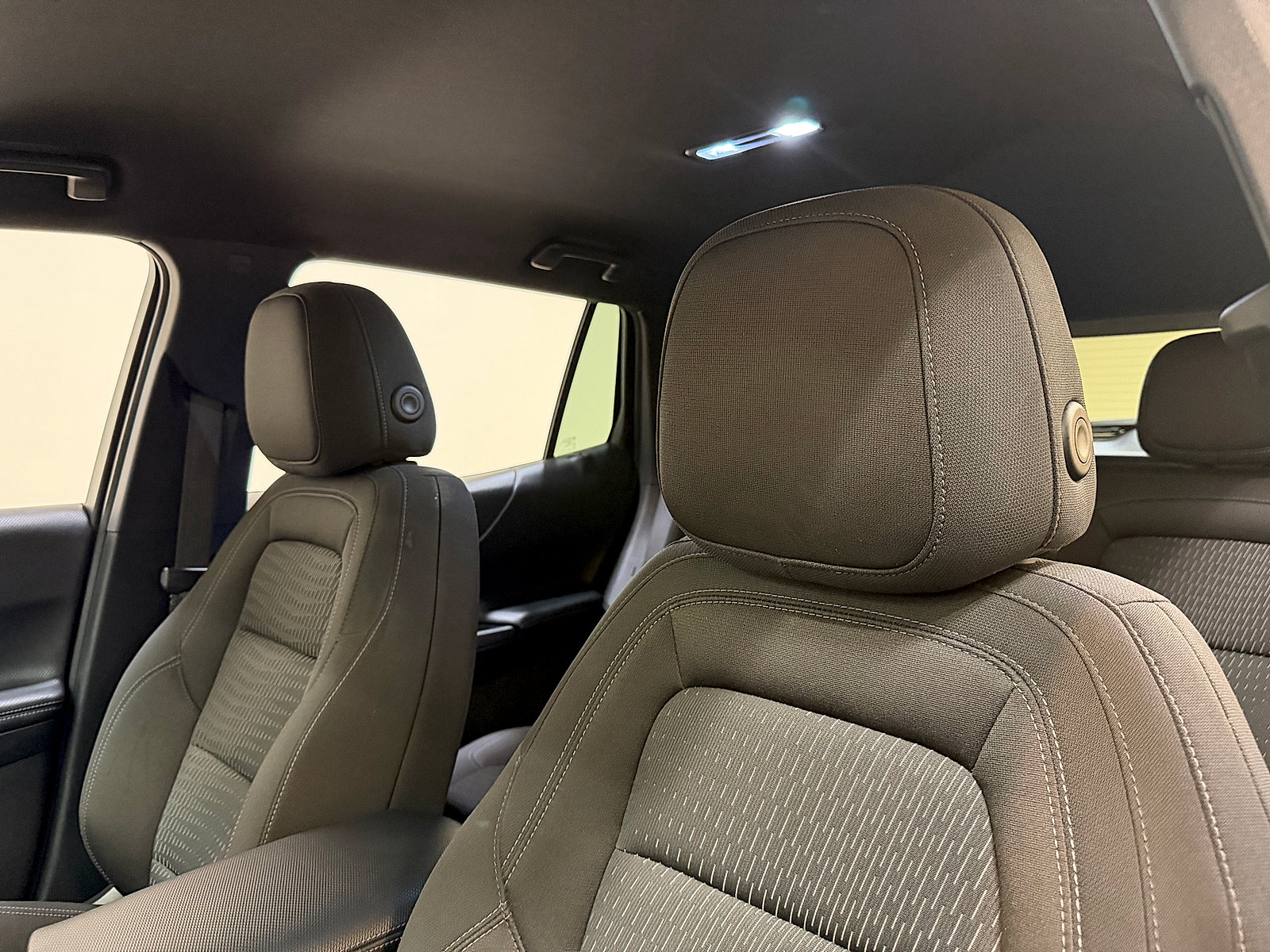 Used 2026 Chevrolet Equinox LT FWD image 10