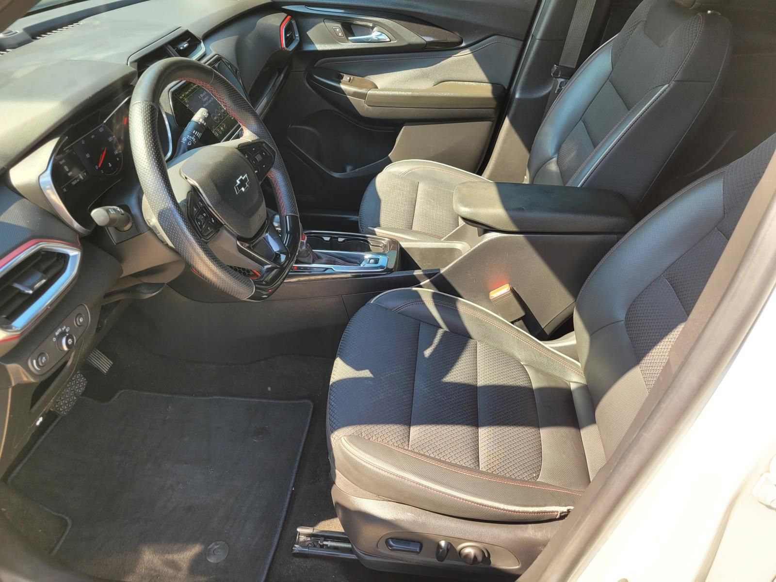Used 2023 Chevrolet TrailBlazer RS w/ Convenience Package FWD image 22