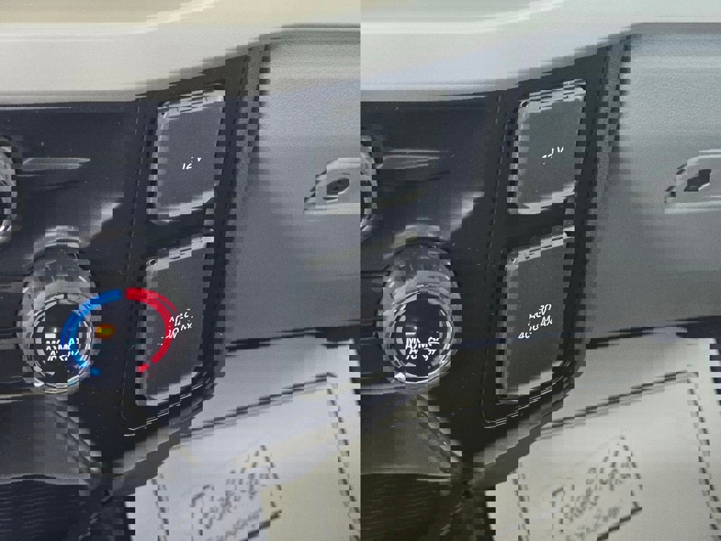 New 2026 Ford F350 XL w/ XL Chrome Package image 17