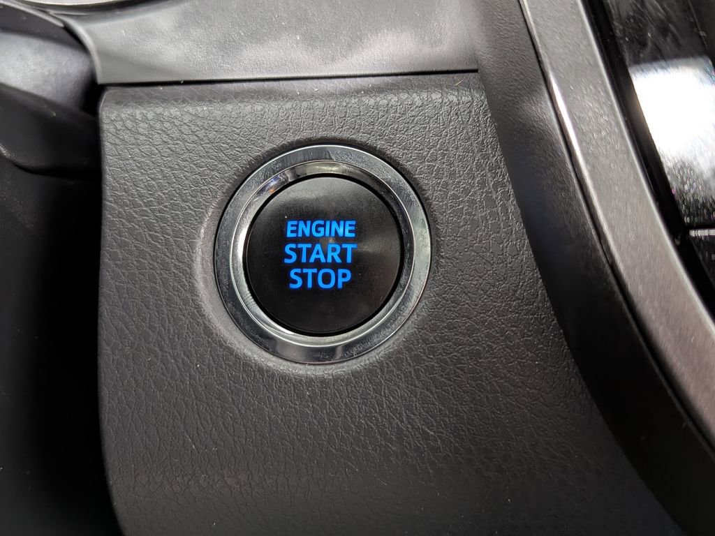 Certified 2023 Toyota Camry SE image 32