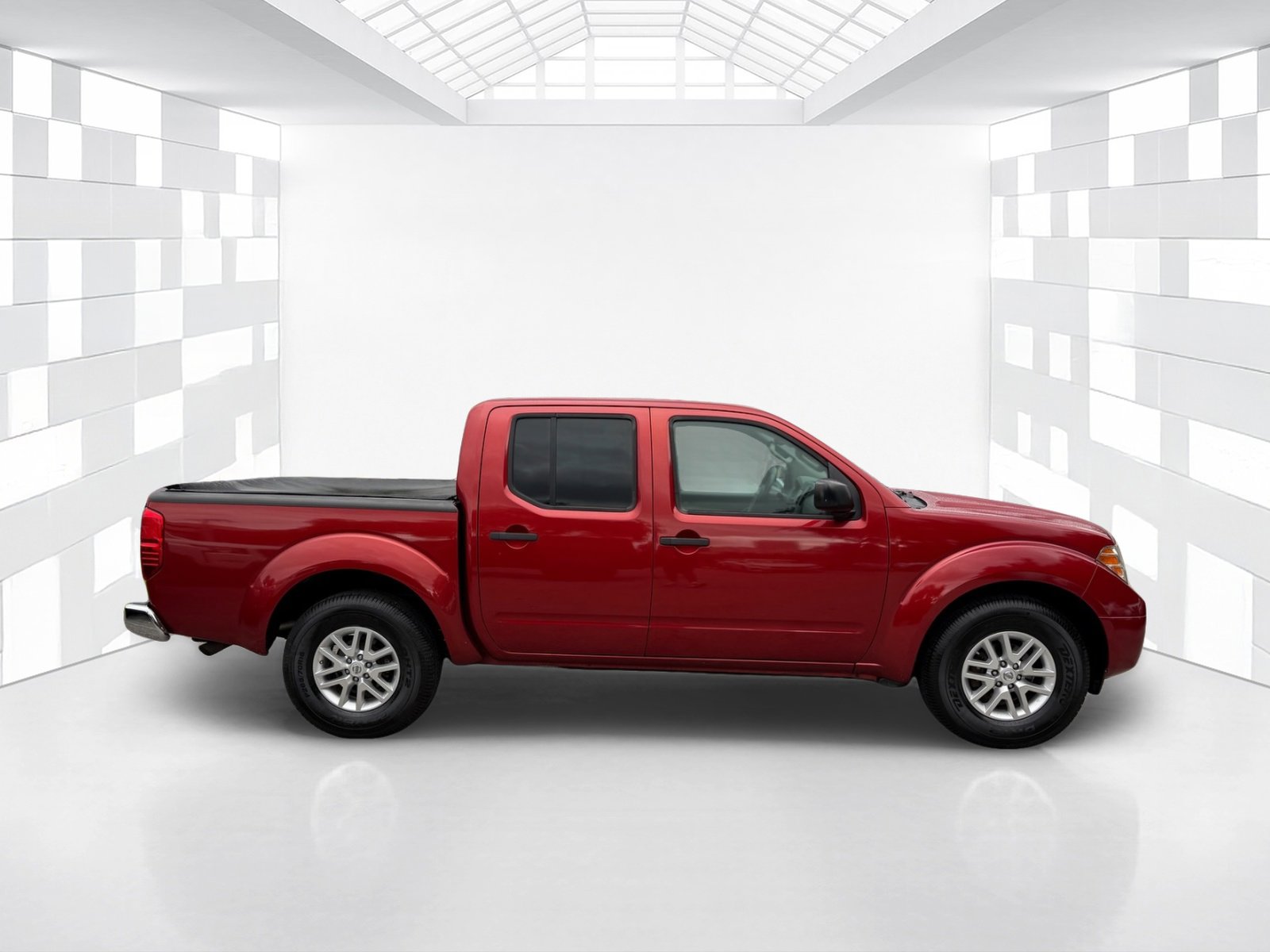 Used 2017 Nissan Frontier SV w/ SV Value Truck Package RWD image 8