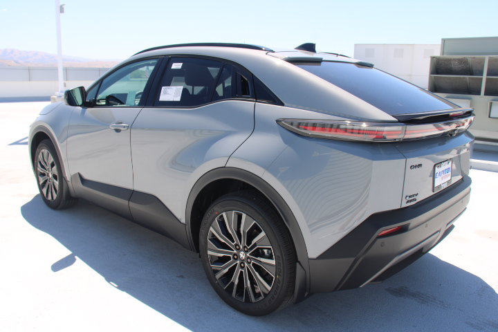 New 2026 Toyota C-HR AWD/4WD image 5