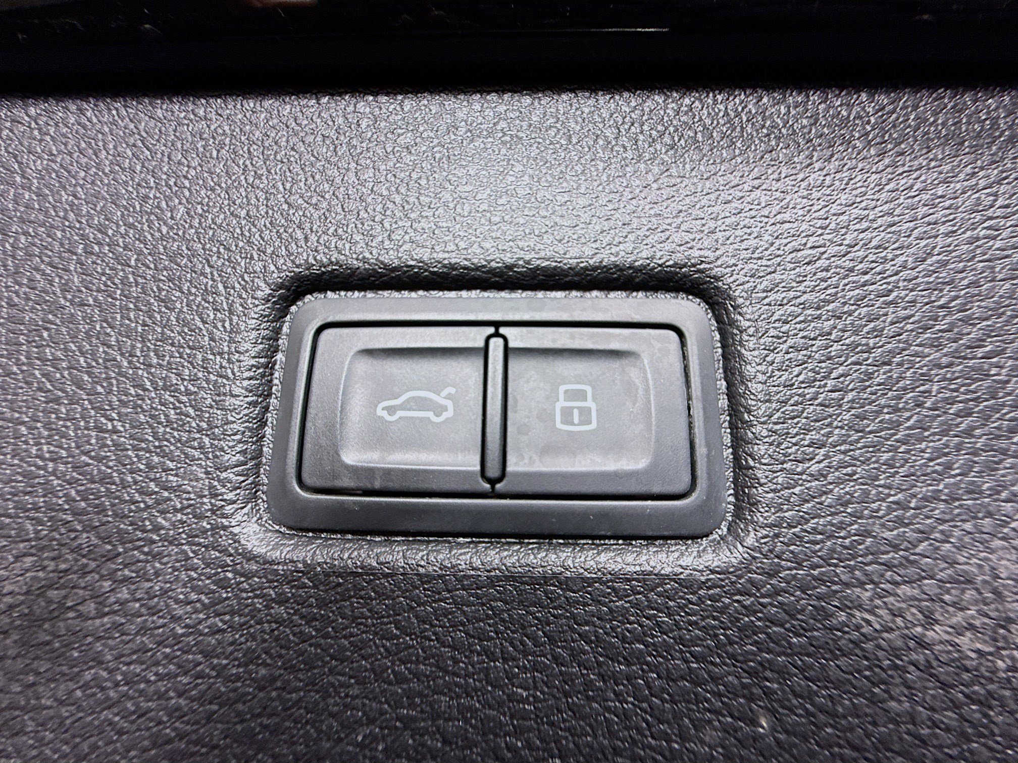 Used 2018 Audi Q7 2.0T Premium image 41