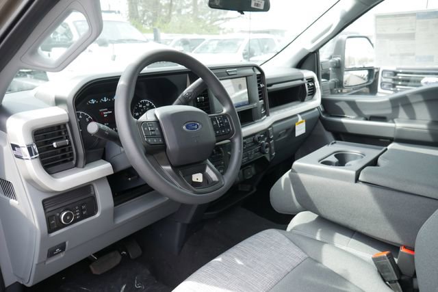 New 2026 Ford F250 XLT w/ FX4 Off-Road Package AWD/4WD image 14