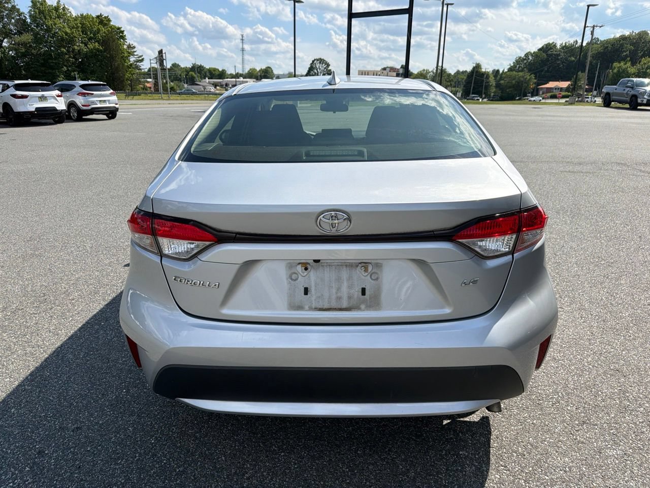 Used 2020 Toyota Corolla LE FWD image 7
