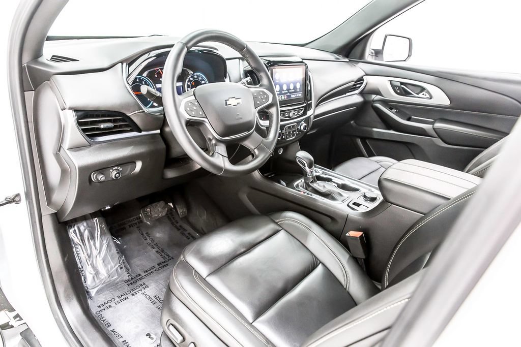 Used 2023 Chevrolet Traverse LT w/ LPO, Floor Liner Package AWD/4WD image 27