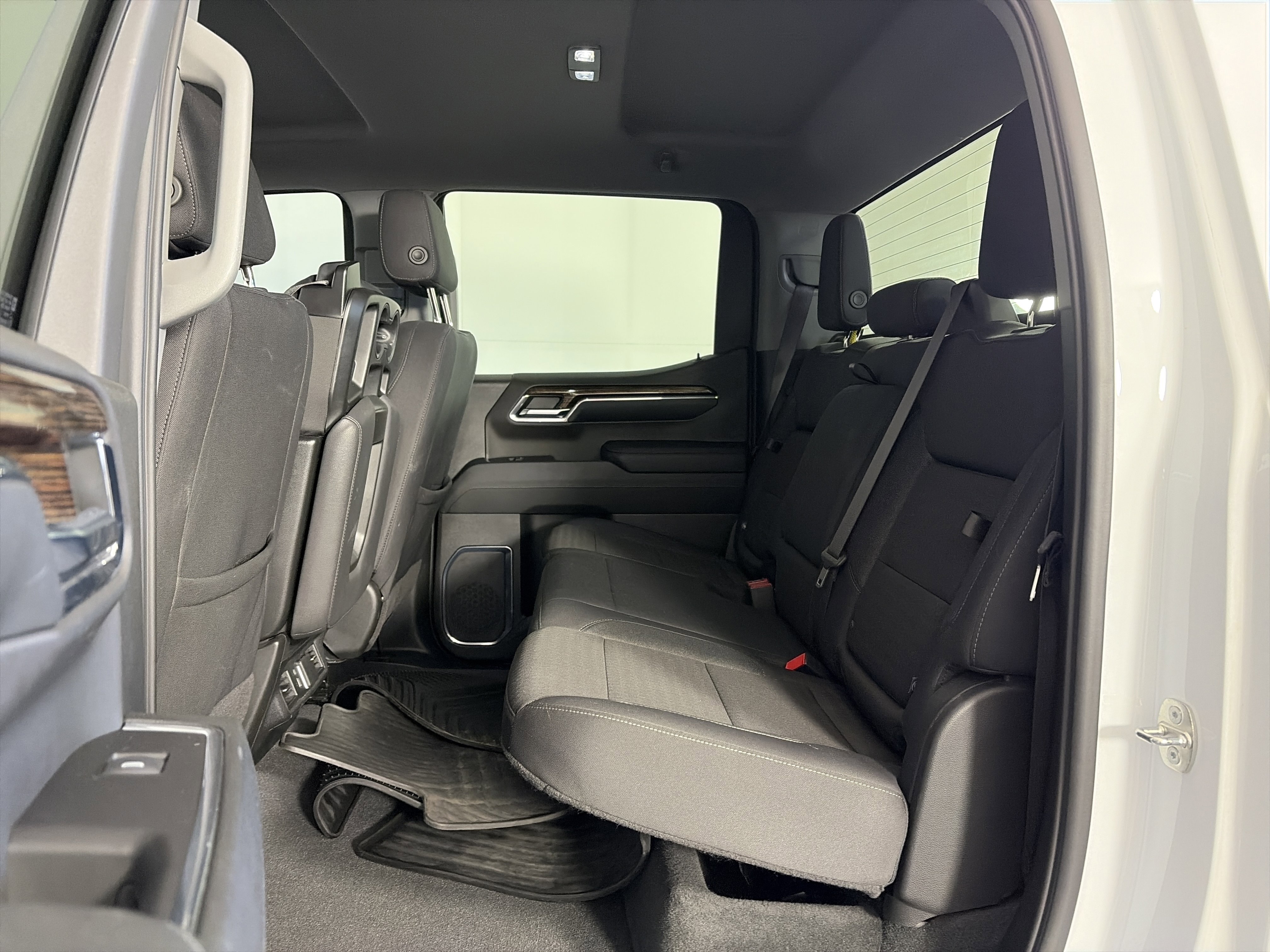 Used 2024 GMC Sierra 1500 Elevation image 7