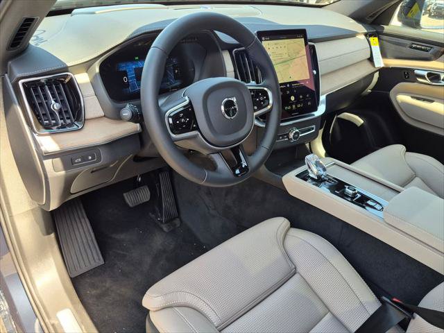 New 2026 Volvo XC90 T8 Ultra w/ Protection Package AWD/4WD image 7