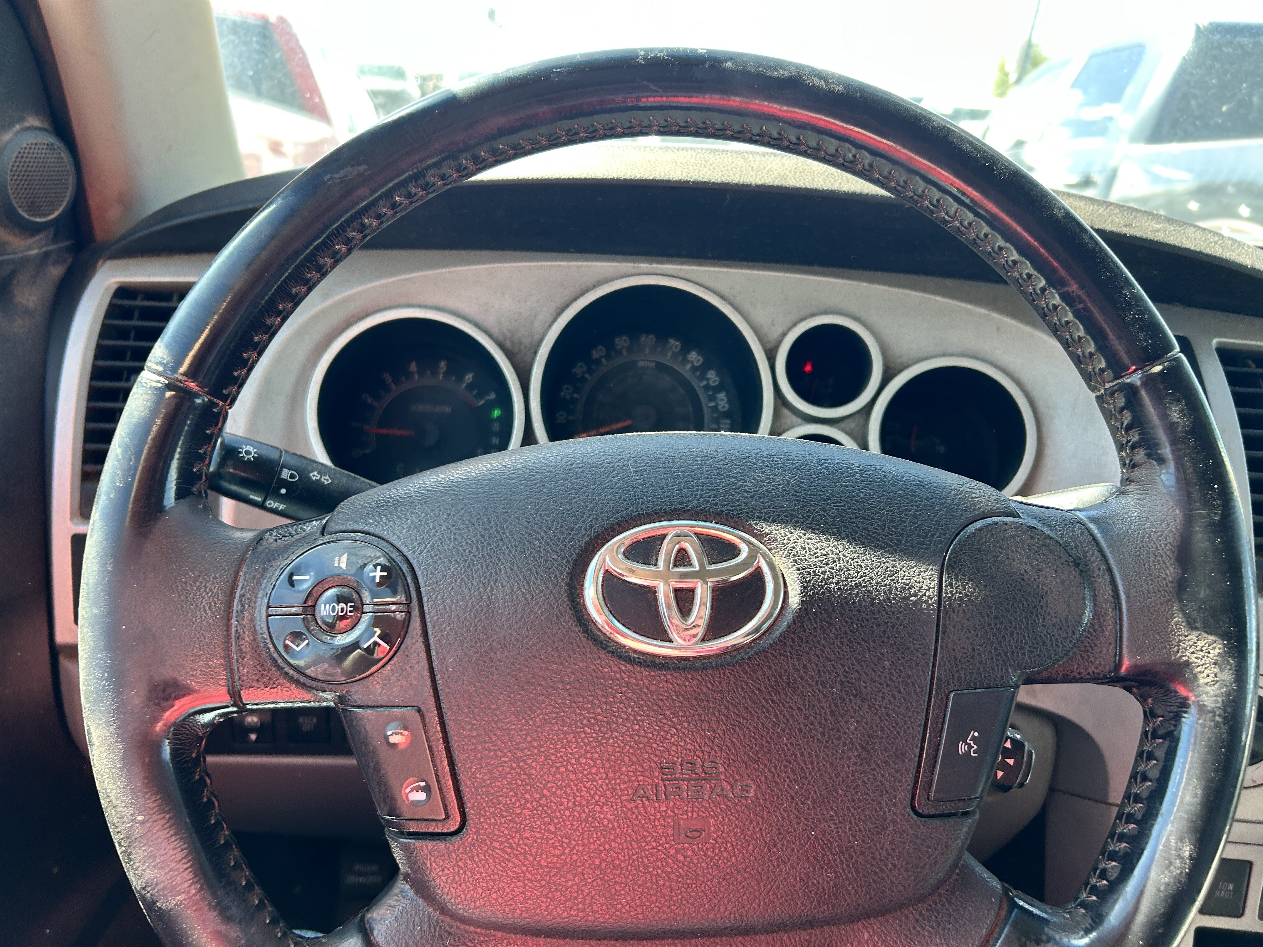 Used 2007 Toyota Tundra SR5 w/ Convenience Pkg AWD/4WD image 17