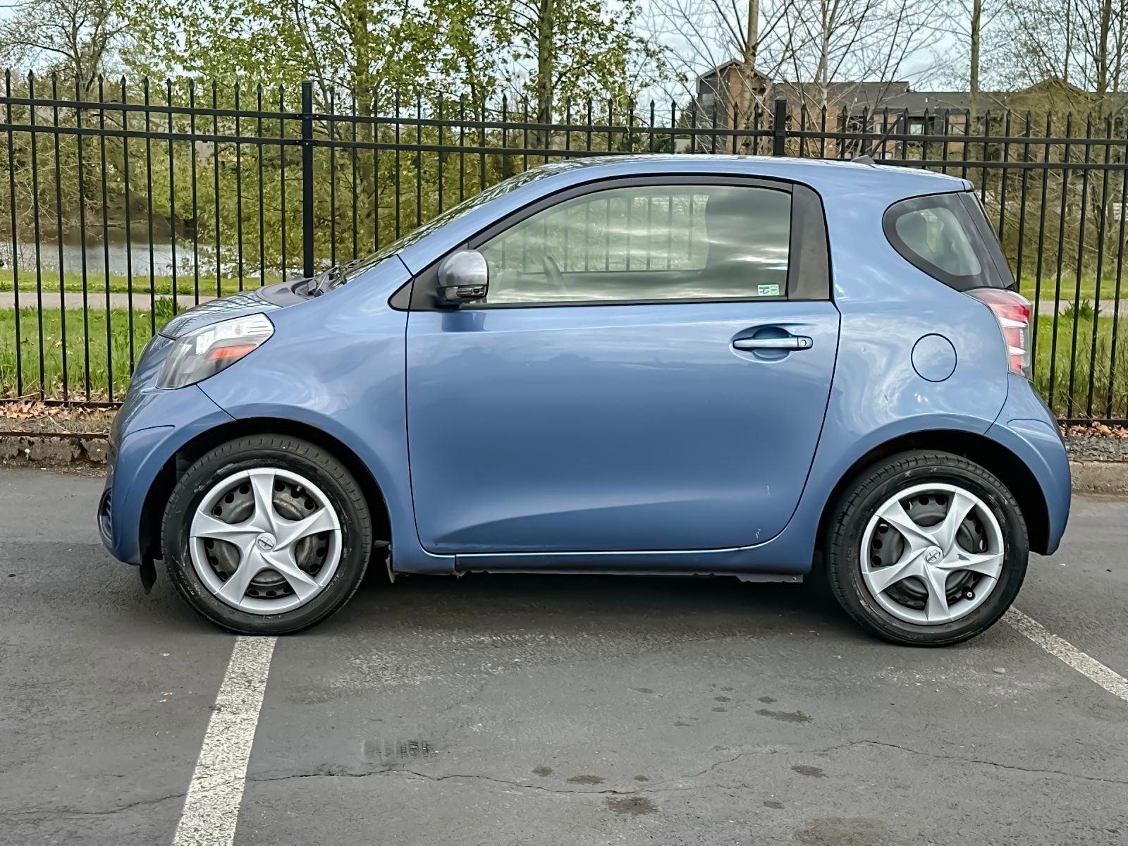 Used 2013 Scion iQ image 7