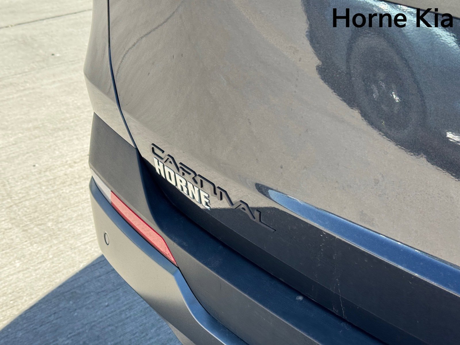 Certified 2026 Kia Carnival SX w/ SX Dark Edition Package image 30